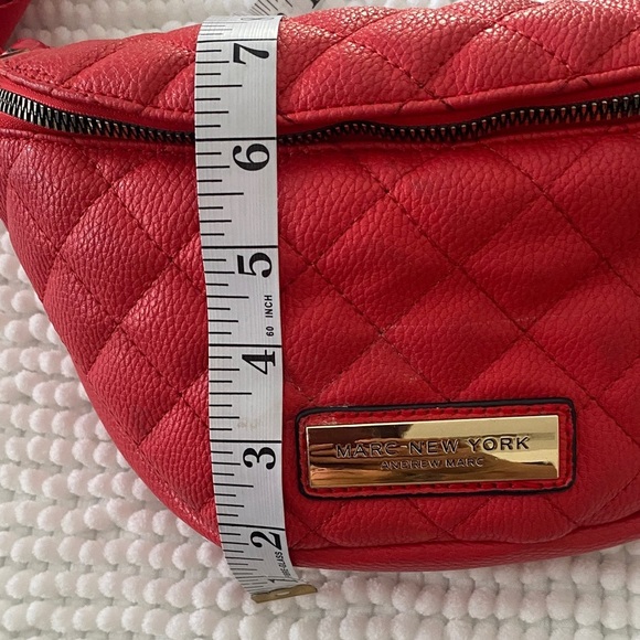 Andrew Marc New York Red Quilted Crossbody Bag - Picture 8 of 9